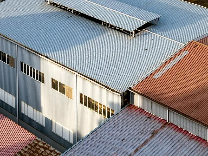 Service Commercial Commercial Roofing Building 1rtkjaw in Casper, WY - Best Roofers Near Me | Casper