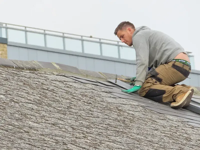 Service Repair Roof Repairs Hingles 2wlcjtl in Casper, WY - Best Roofers Near Me | Casper